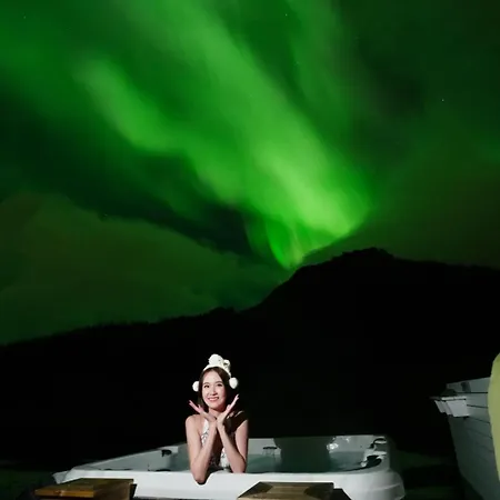Luxury tent Banpim Aroradome And Jacusszy *