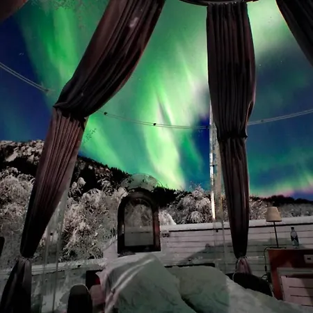 Luxury tent Banpim Aroradome And Jacusszy